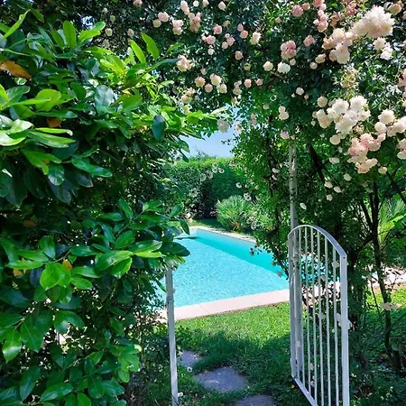 Bed and breakfast Il Casale 4*